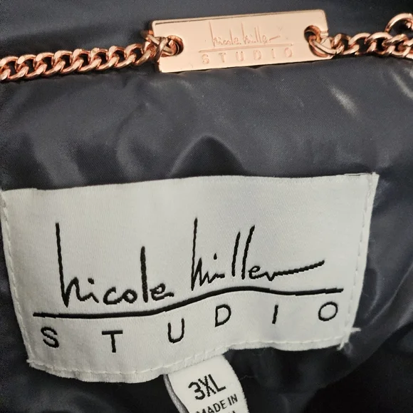 Nicole Miller Winter Coat - Picture 4 of 4